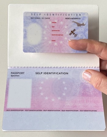 PASSEPORT Passeport ouvert